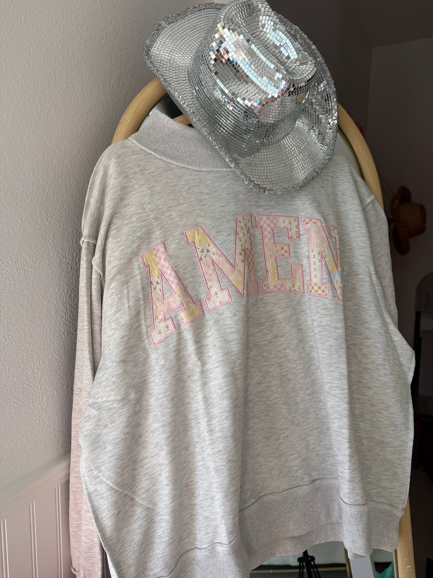 AMEN Crewneck