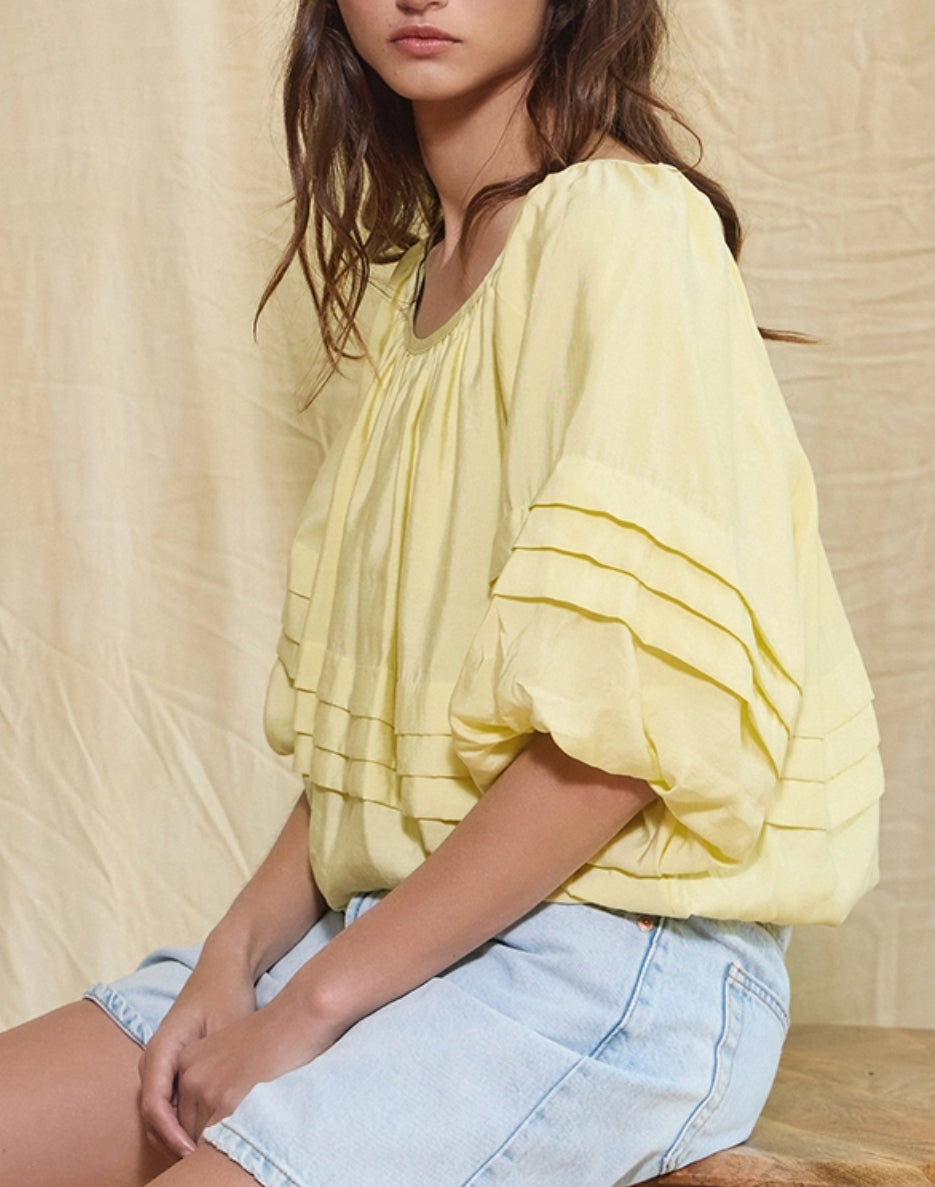 Pale Yellow Tulip Top