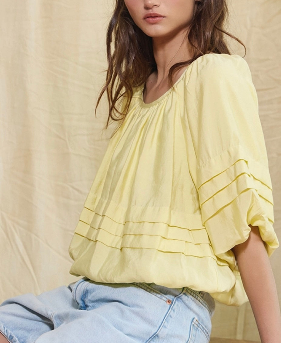 Pale Yellow Tulip Top