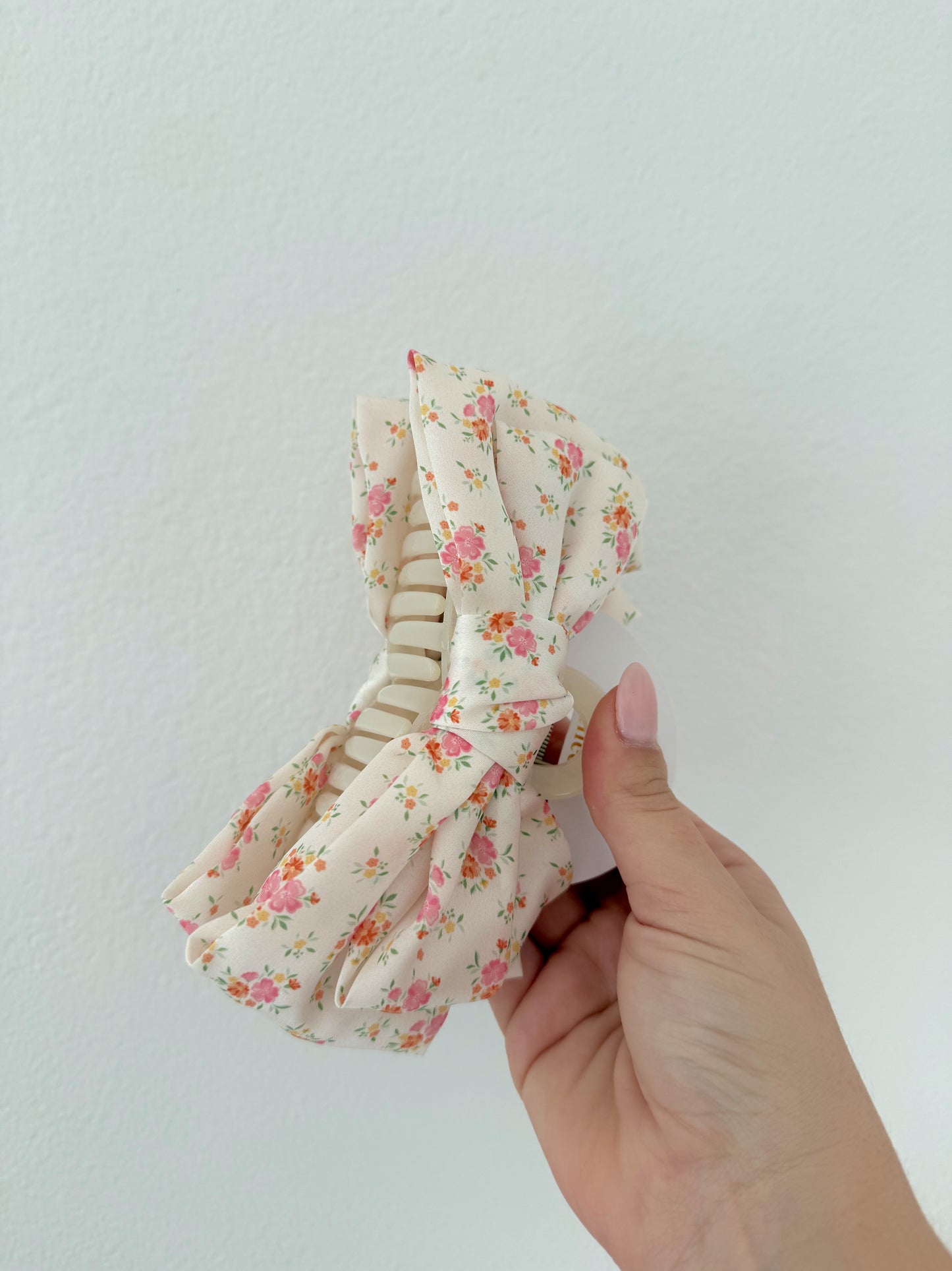 Daydream Bow Clip