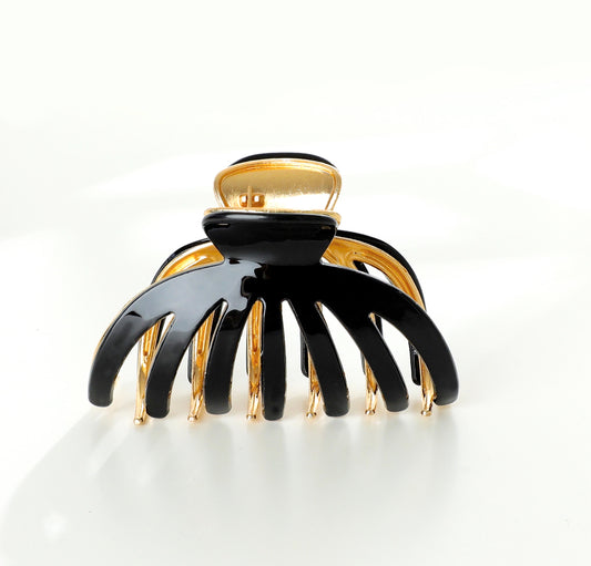 Black Hailey Claw Clip